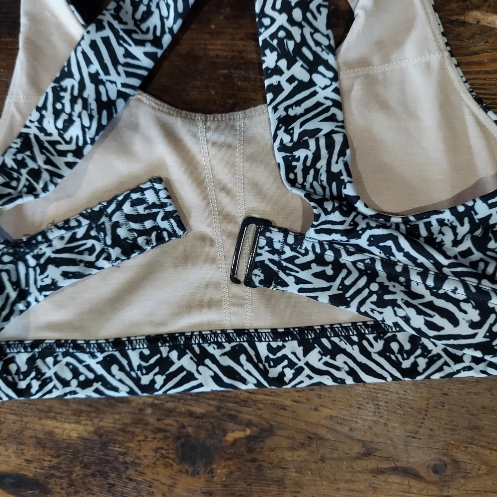 Lululemon Black and White Crisscross All Sports Bra